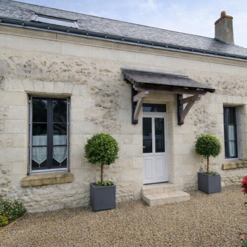 Maison ancienne avec dépendances